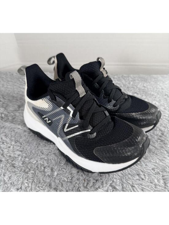 New Balance Other - New Balance Boys Rave Run v2 Running Shoes Black Silver White Sneakers Size 2